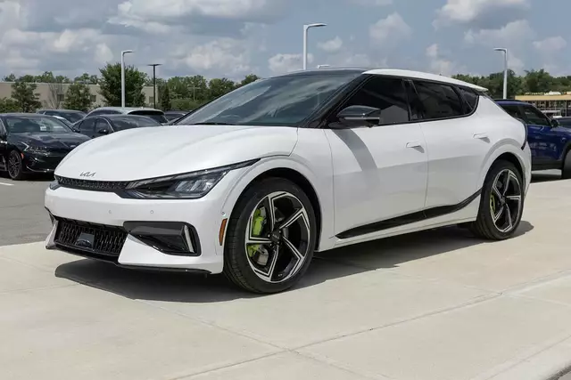 Symbolbild des Modells: Kia EV 6 GT in weiß | Foto: jetcityimage