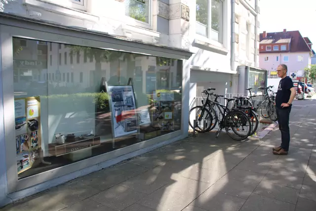 Das Schaufenster des Reparaturtreffs an der Bahnhofsstraße 9