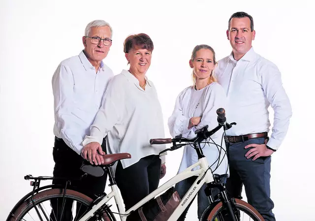Eine Familie zieht an einem Strang: Hans-Heinrich und Christa Hauschild (li.) mit ihrem Sohn und ihrer Schwiegertochter, 
Stefan und Nadja Hauschild Foto: U. Seidel | Foto: Foto: U. Seidel