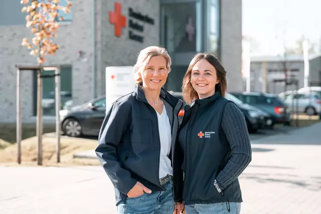 V.l.: Alexandra Petersen und Lilith Müller-Petersen | Foto: DRK-Kreisverband Harburg-Land e.V.