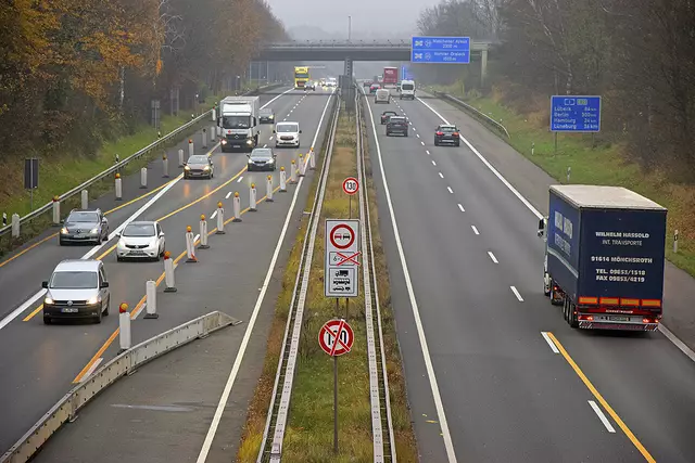 Symbolbild Autobahn Fahrbahnverengung | Foto: ts