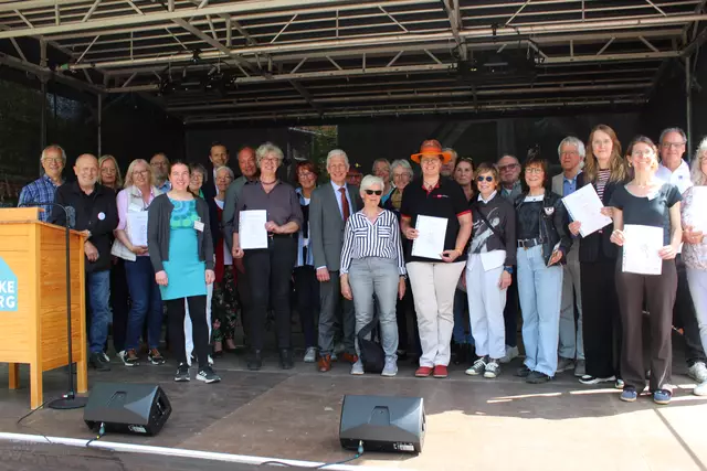 Die Verantwortlichen der ausgezeichneten Projekte freuten sich über die Ehrung  | Foto: sra