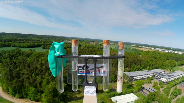 Nach wenigen Minuten hatte der Ballon bereits eine beeindruckende Höhe | Foto: GAK