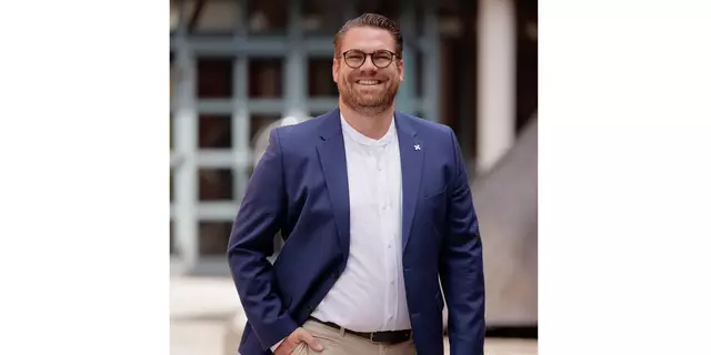 Arne Kramer (CDU) ist fest entschlossen, Bürgermeister der Hansestadt Stade zu werden | Foto: Philipp Riemann