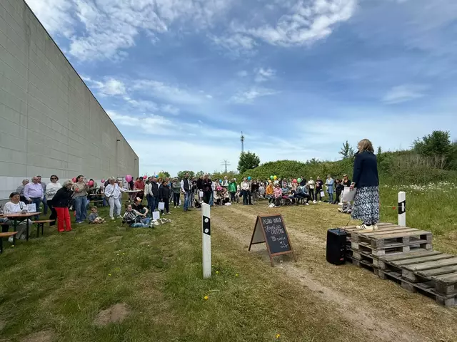 Rund 260 Gäste kamen, um Jana Rätke ihre Glückwünsche auszusprechen | Foto:  Jana Rätke