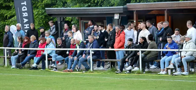 Nenndorfs Fußball-Fans waren aus dem Häuschen | Foto: cc