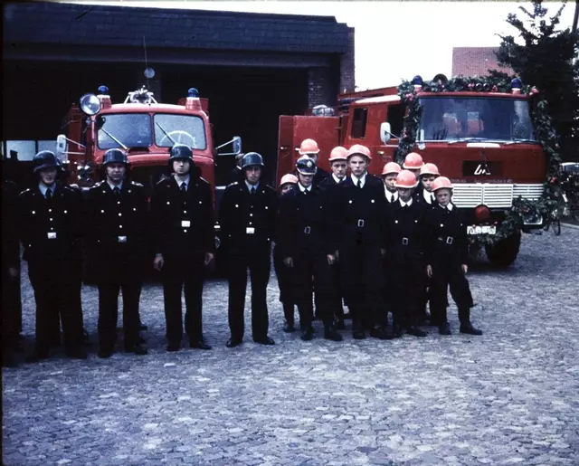 Die Jugendfeuerwehr tritt am Gründungstag 1970 an | Foto: po