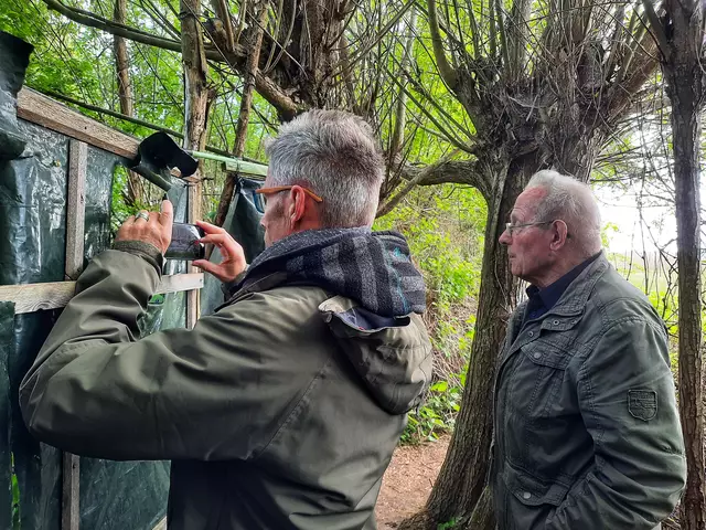 Beobachtungen hinter der Schutzwand | Foto: Gemeinde Seevetal