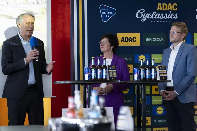 Bernd Dankowski, Präsident German Cycling, Katja Oldenburg-Schmidt und Matthias Pietsch, Geschäftsführer A.S.O. Germany GmbH | Foto: Henning Angerer