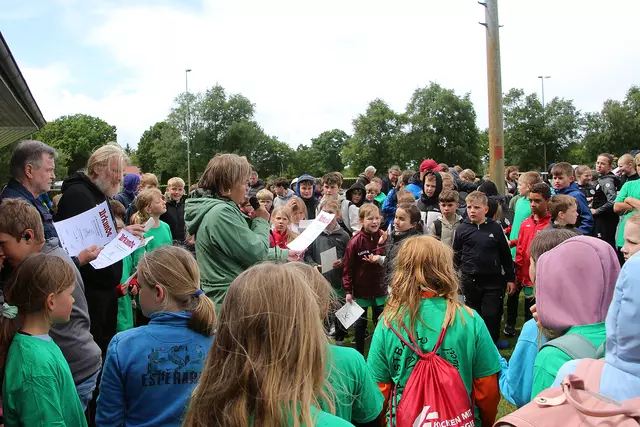 Siegerehrung bei der Schulfaustball Bezirksmeisterschaft in Wangersen. | Foto: MTV Wangersen