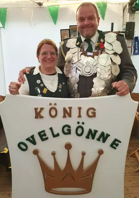 Das Königspaar: Christian und Rebekka Neumann | Foto: S. Hadler