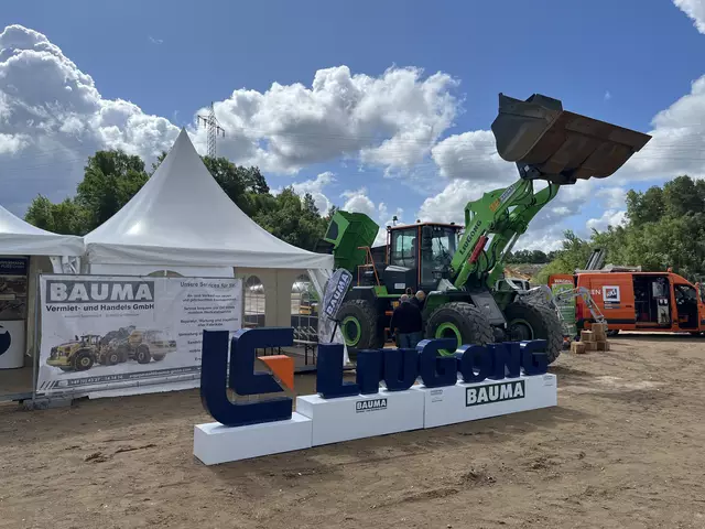 Zur Feierlichkeit gehörte auch eine hauseigene Messe. Aussteller waren Unternehmen, die am Bau der Anlage beteiligt waren und sind | Foto: sra