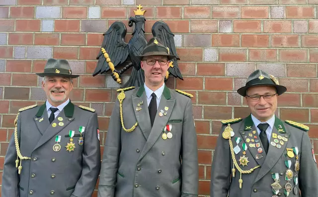 Der Vorstand: Präsident Torsten Lange (Mi.), Vizepräsident Gunnar Jäckel (re,) und Schriftführer Ralf Papendorf | Foto: JSV