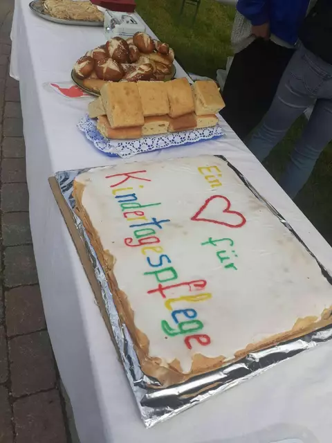 Infostand auf dem Buchholzer Markt | Foto: Berufsvereinigung der Kindertagespflegepersonen e.V.