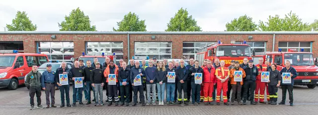 39 Freiwillige aus dem Brand- und Katastrophenschutz haben sich auf den Weg an die polnisch-ukrainische Grenze gemacht. | Foto: Landkreis Stade / Christian C. Schmidt