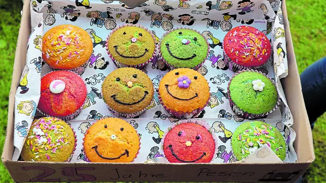 Viele Frauen unterstützten die Veranstaltung mit Kuchen und Cup Cakes | Foto: Verein