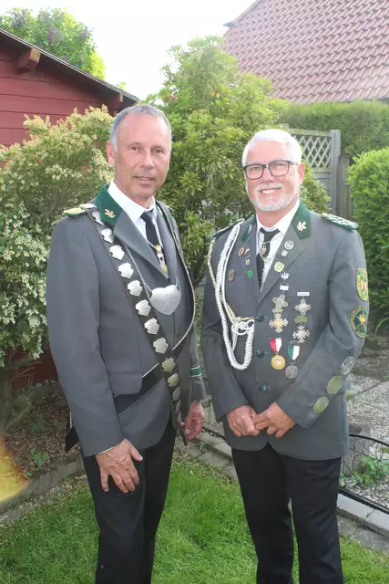 Präsident und Vogelkönig Mirco Meyer (li.) und sein Adjutant Ralf Johansson
 | Foto: pm