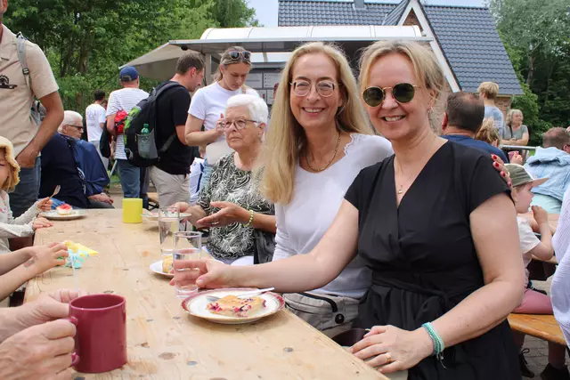 ... für jeden war gab es ein passendes Stück Kuchen | Foto: ab