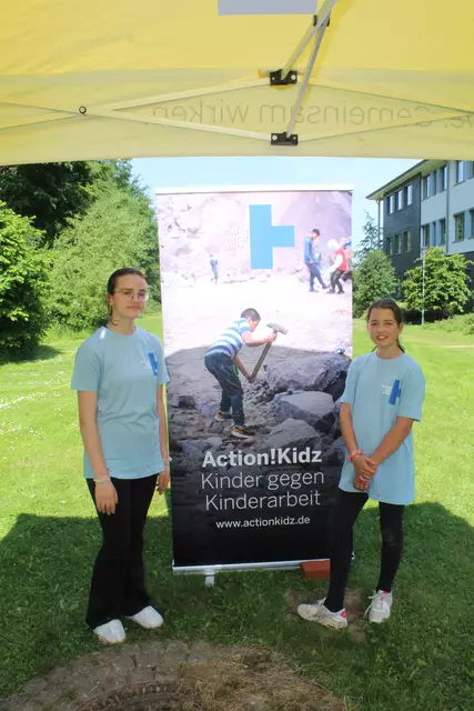  Evelin und Lilli aus der 7d | Foto: pm