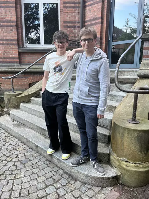 Das Team Ivan Renner (links) und Jeremy Neumann (rechts) räumt 2-fach bei Jugend forscht ab | Foto: Sandra Polenz