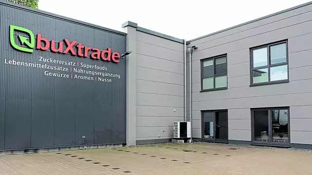 Seit 2023 am neuen Standort im Ovelgönner Gewerbegebiet: die Firma Buxtrade | Foto: buxtrade