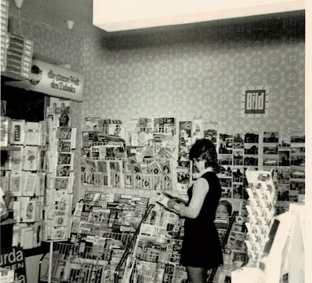 Ursula Friesecke Anfang der 1970er Jahre in ihrem Geschäft | Foto: privat