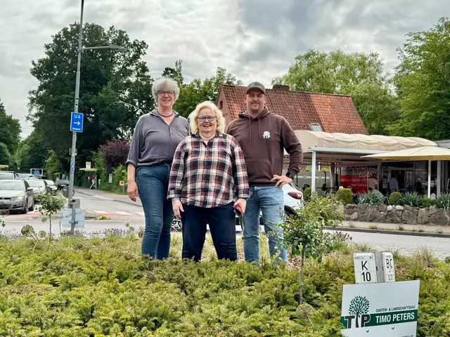 Kreisel Alter Postweg / Horster Landstraße: Emily Weede, Angelika Tumuschat-Bruhn, Timo Peters | Foto: Gemeinde Seevetal