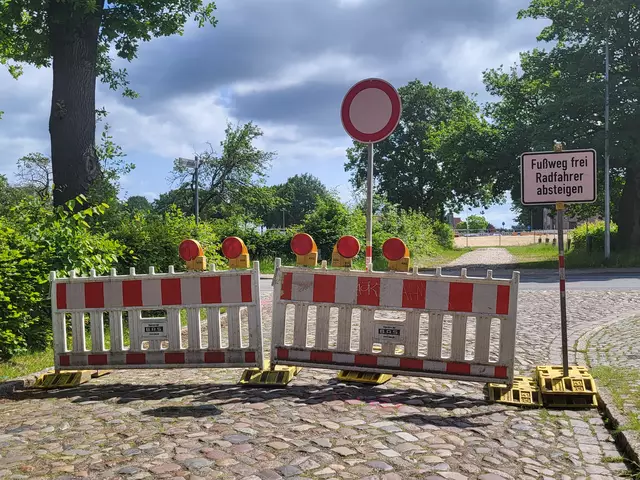 Die Dieckhofstraße ist eine Sackgasse, mit dem Auto ist keine Zufahrt auf die Buxtehuder Straße möglich | Foto: sh
