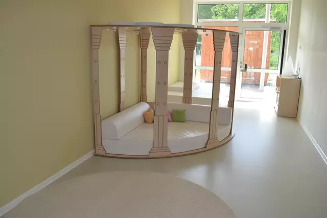 Der "Snoezelraum", ein reizarmer Rückzugsraum, der mit Lichteffekten ausgestattet ist | Foto: bim