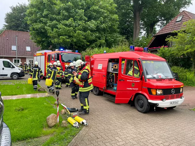 Die Einsatzkräfte der Feuerwehr Eckel an der Einsatzstelle | Foto: Feuerwehr Eckel