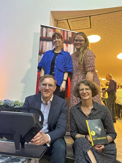 Torsten Lange, Melanie Hainke, Anne Sauer und Mariona Peglow  | Foto: Hansestadt Buxtehude