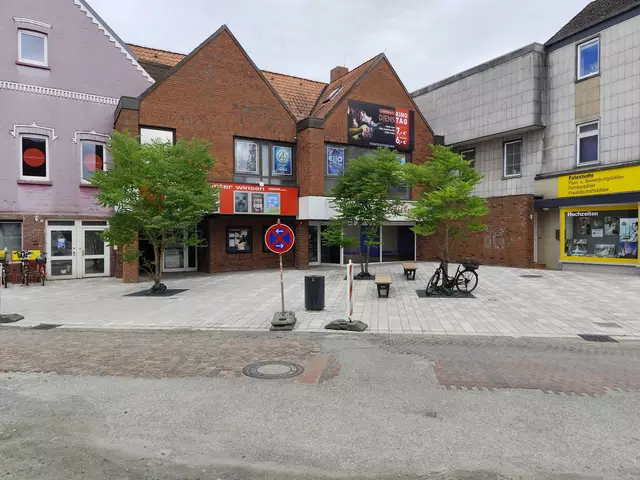 Der Vorplatz am Kino hat jetzt schon gewonnen. | Foto: Rüdiger Störtebecker