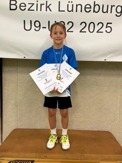 Jannis Andrzjeweski von Blau-Weiss Buchholz holte das Triple im Jungen-Einzel U11 | Foto: Blau-Weiss Buchholz