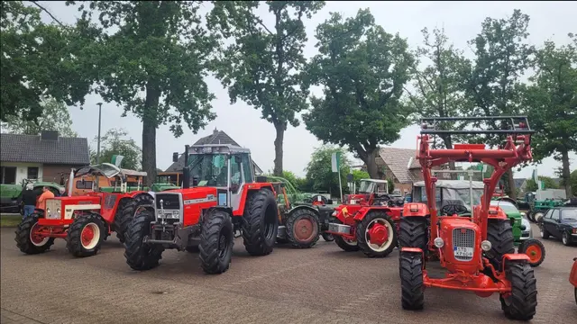 Beeindruckende Oldtimer-Treckerschau | Foto:  Heimat- und Kulturkreis Kutenholz