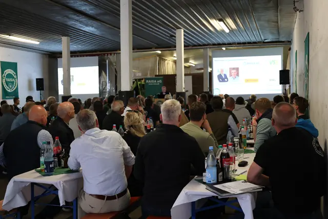 Der 94. Kartoffeltag der RAISA eG fand im Kartoffellagerhaus in Agathenburg statt und war mit über 90 Teilnehmenden gut besucht | Foto: Raisa