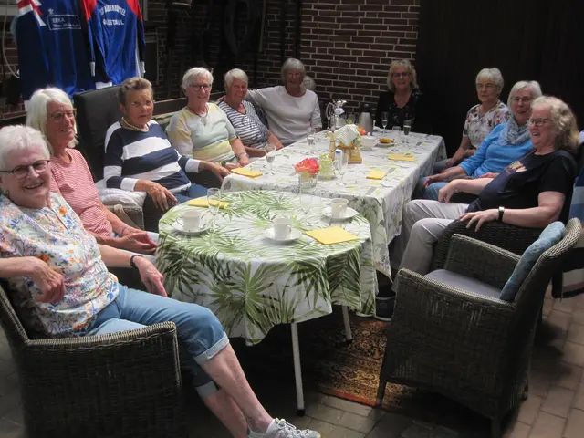 v.l.: Magda Mügge, Heidrun Tesmer, Erika Bredehöft, Annegret Vollmers, Anita Gooßen, Margret Lohse, Monika Reidies, Anne Witt, Annemarie Poppe, Inge Knabbe. | Foto: privat