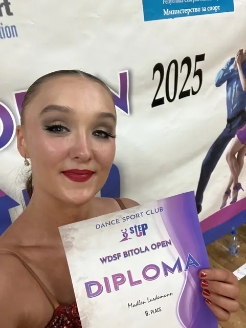 Madlen Lüdemann mit Urkunde | Foto: BLW Buchholz