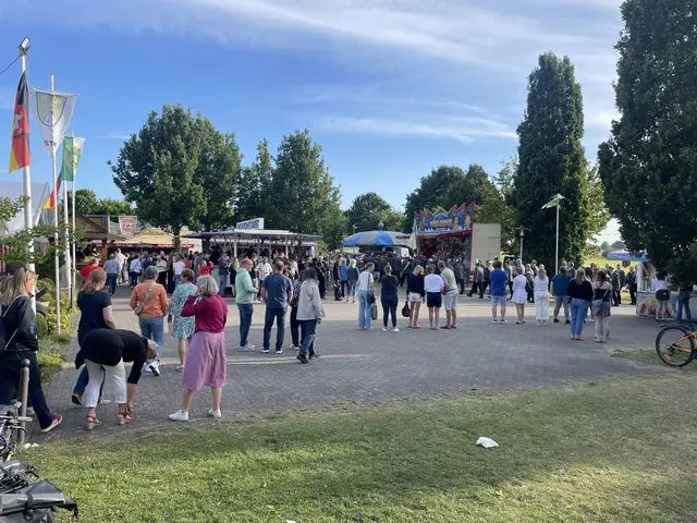 Tolle Stimmung und super Wetter bei der gut besuchten Proklamation  | Foto: pm