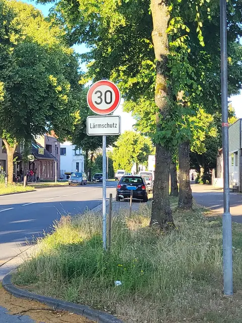 Ab sofort gilt in Tostedt Tempo 30 auf der B75 | Foto: sh