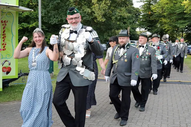 Ein Königspaar, das sich sehr auf das Königsjahr freute | Foto: Uwe Stelling