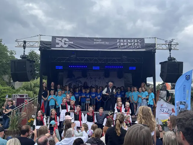 Rolf Zuckowski rockt die Hanse Ahoi in Buxtehude | Foto: Sandra Polenz