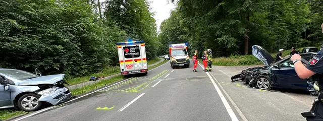 Die Einsatzkräfte am Unfallgeschehen | Foto: FF Leversen-Sieversen