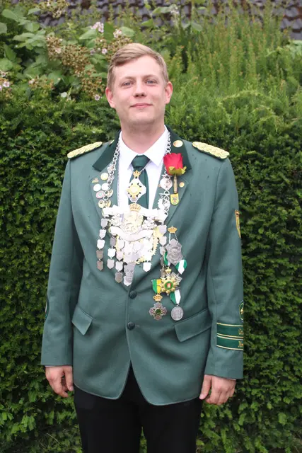 Leroy Tiede gibt sein Königsamt weiter