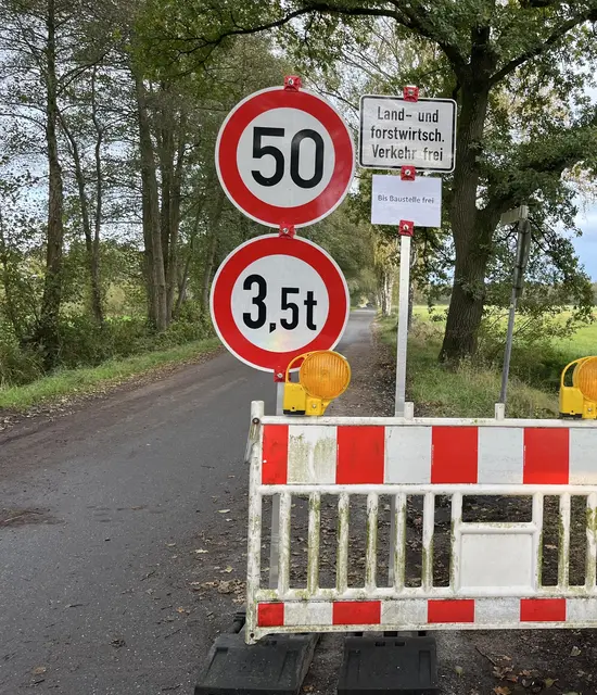 Auch die Straße Neuenfelde zwischen Lindhorst und Horst ist von den neuen Geschwindigkeitsbegrenzungen betroffen / Symbolbild | Foto: sra