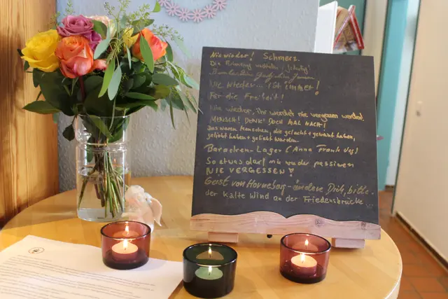 Für jedes Opfer brannte eine Kerze | Foto: sb