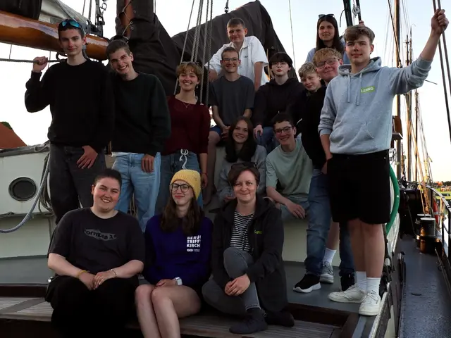 Die Teilnehmer der Segelfreizeit | Foto: Felix Pilz