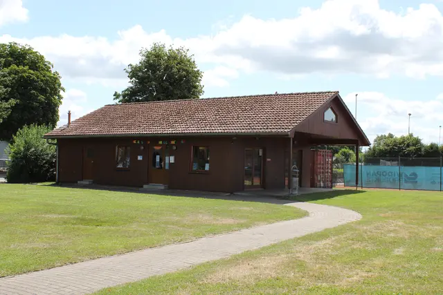 Zum Komplex für Kinder und Jugendliche in Hammah gehört auch das Jugendblockhaus | Foto: sb