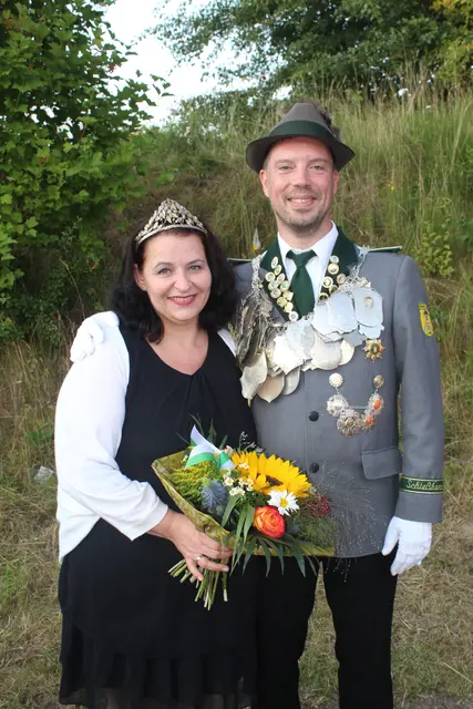 König Frank Gerdau mit seiner Königin Sandra  | Foto: pm