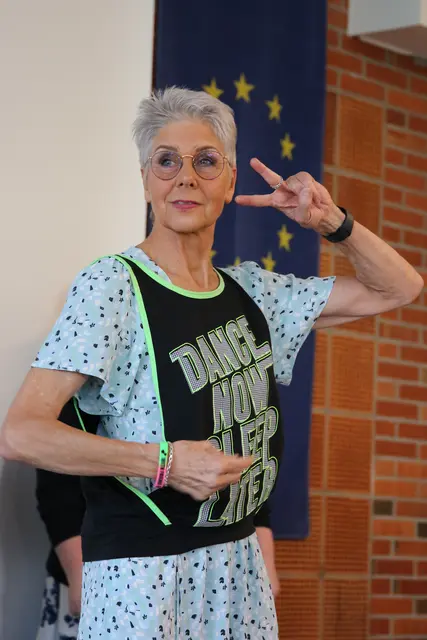 Für einen freien Kopf: Klassenlehrerin Kirn lud ihre Schülerinnen und Schüler regelmäßig zum kurzen Zumba tanzen ein | Foto: Kreishandwerkerschaft