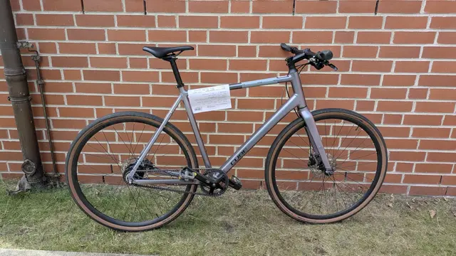 Das Citybike der Marke CUBE HYDE wurde am Westfleth gefunden | Foto: Polizeiinspektion Stade